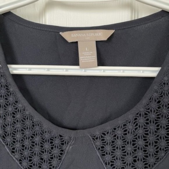 Banana Republic Faux Bib Detail Sleeveless Blouse - Picture 2 of 3